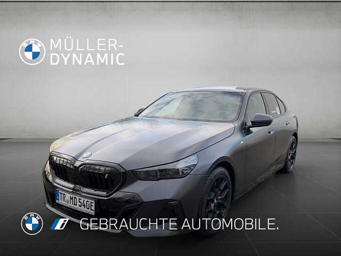 BMW i5 eDrive40 M SPORT PRO LED AHK PANO VIRT COCK P