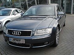 Audi A8 3.7 quattro