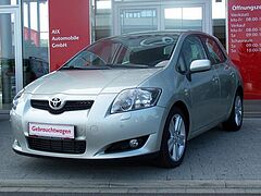 Toyota Auris 2.2 D-4D D-CAT Executive, DVD-Navigationssystem,Xenon