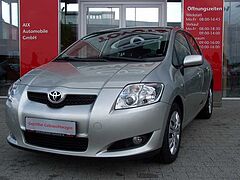 Toyota Auris 2.0 D-4D Sol / Klimaautomatik / Rußpartikelfilter