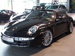Porsche 911 Carrera S Cabriolet 