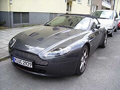 Aston Martin V8 Vantage Sportshift Roadster Aston Martin V8 Vantage Sportshift Roadster