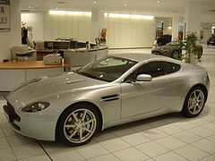 Aston Martin V8 Vantage 