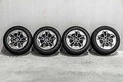 BMW iX 20-Inch Winterset Velgen + Banden