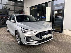 Ford Focus 1.0 EcoBoost Hybrid ST-LINE-&euro;3500 Lente Actie! !