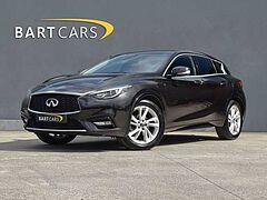 Infiniti Q30 Q30 1.6 Turbo Pure Verwarmde zetels, parkeer camera