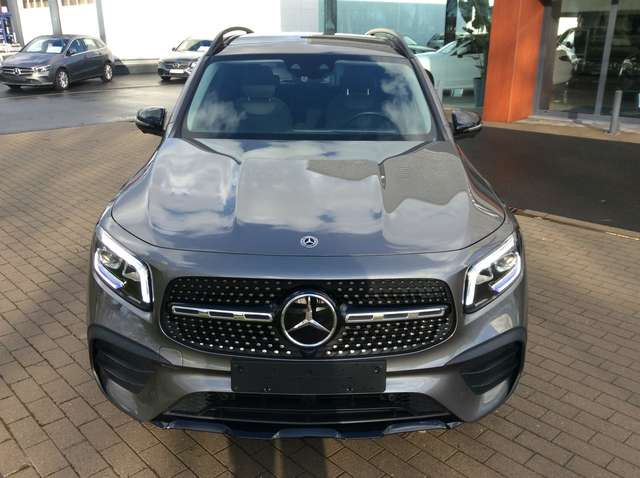 Mercedes-Benz GLB 200 AMG  * PANO * 360° * NIGHT *TREKHAAK *DISTRONIC