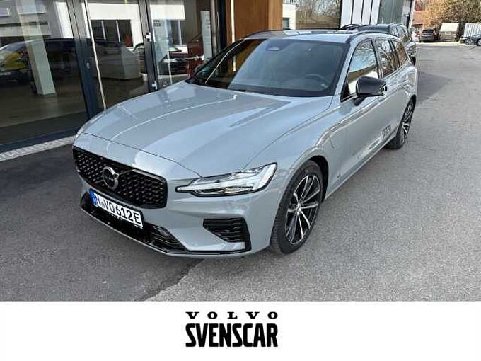 Volvo V60 T6 eAWD Recharge Plus Dark Plug-In Hybrid Allrad StandHZG Leder digitales Co