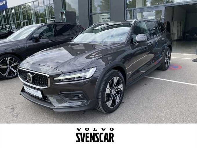 Volvo V60 Cross Country Cross Country Plus AWD B4 Diesel EU6d Digitales Cockpit Memory