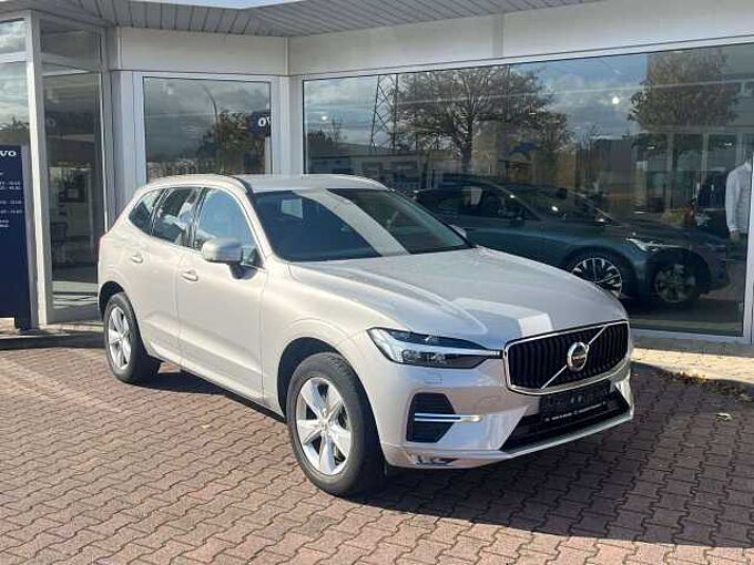 Volvo XC60 B4 D AWD Momentum Pro Geartronic