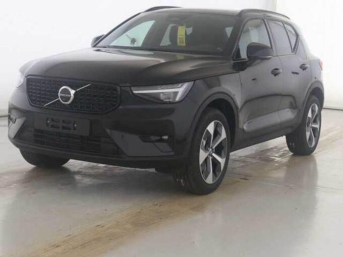 Volvo XC 40 B3 Plus Dark FWD