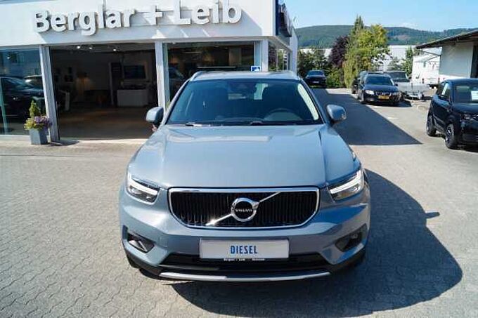 Volvo XC 40 D3 2WD Momentum Pro Aut./Standheiz./AHK/H+K