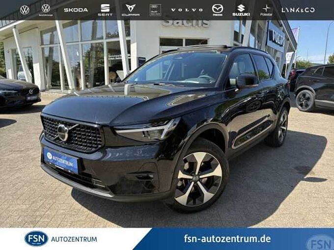 Volvo XC 40 B3 Plus Dark Anhängerzug