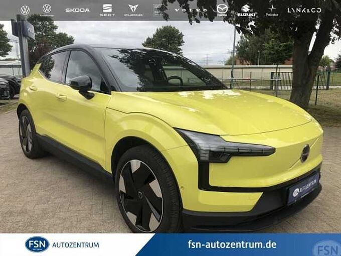 Volvo EX30 Single Motor Extended Range RWD Ultra