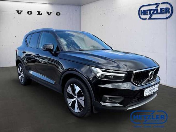 Volvo XC40 Momentum Pro 2WD T3 EU6d AHK Navi Digitales Cockpit Soundsystem LED Sperrdi