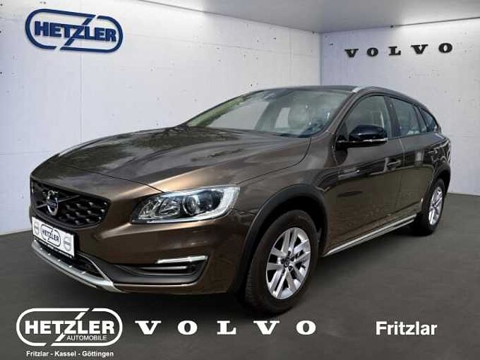 Volvo V60 Cross Country Summum D3 StandHZG Navi Leder Digitales Cockpit Memory Sitze S