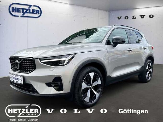 Volvo XC40 Plus Dark 2WD B3 EU6e Digitales Cockpit Memory Sitze Soundsystem HarmanKard
