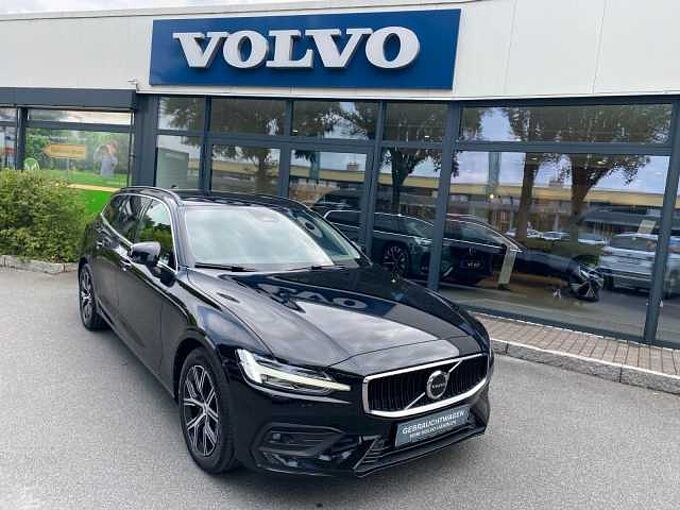 Volvo V60 B4 Aut. Core, Kamera, Licht-Paket, Winter-Pa