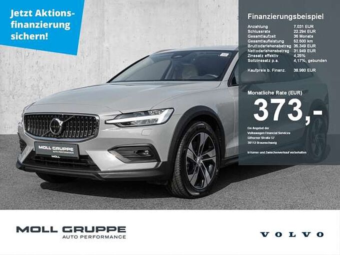 Volvo V60 Cross Country B4 AWD Plus Pano LED 360Grad