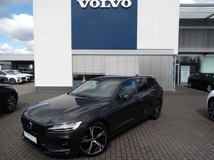 Volvo V60 B4  Kombi Plus Dark