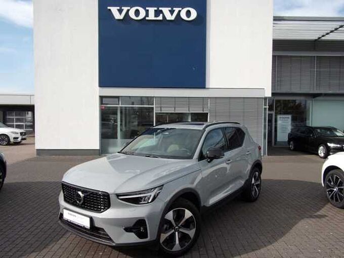 Volvo XC 40 B3 Plus Dark 2WD