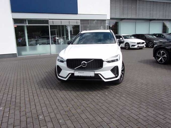 Volvo XC 60 B4 Plus Dark 2WD