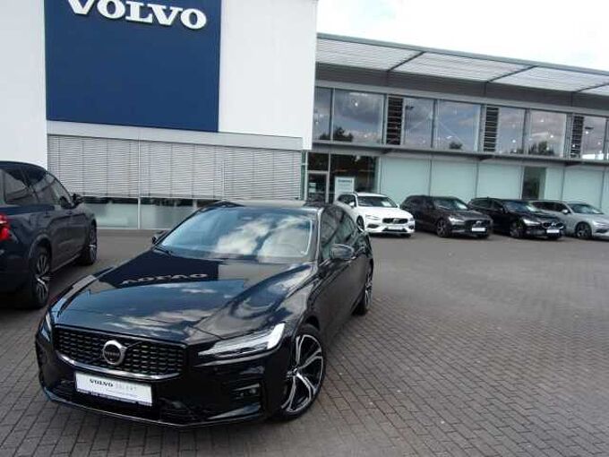 Volvo S60 B5 Lim. Plus Dark AWD