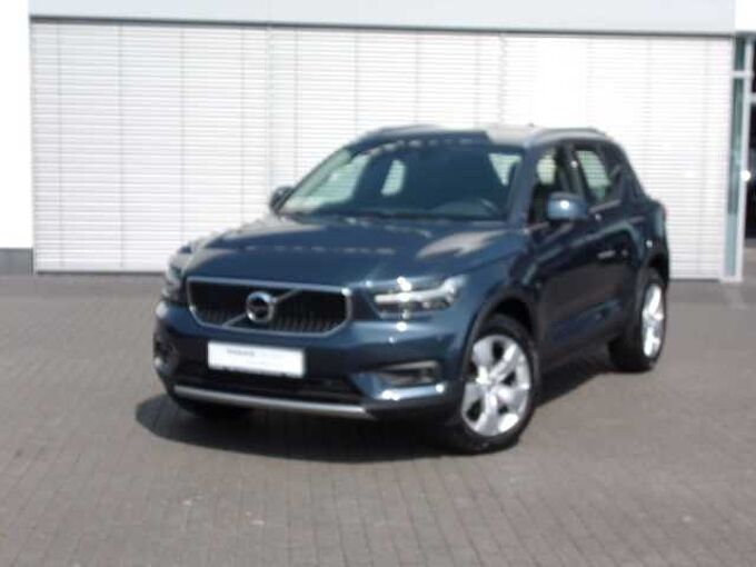 Volvo XC 40 Momentum Pro 2WD