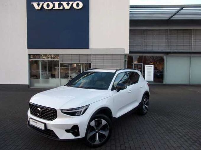 Volvo XC 40 B3 Plus Dark 2WD