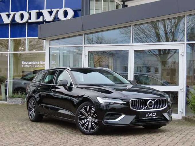 Volvo V60 Inscription Expression Recharge Plug-I AHK