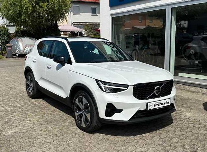 Volvo XC 40 B5 Ultimate Dark AWD
