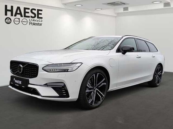 Volvo V90 T8 AWD Plug-In-Hybrid Ultra Dark B&W 20'' Luftfederung