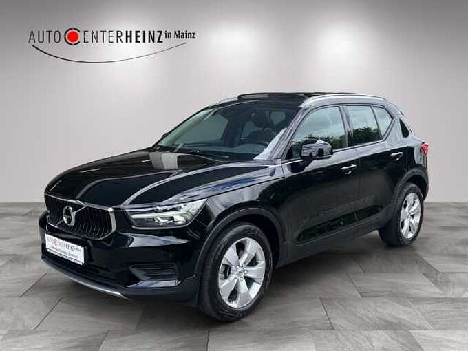 Volvo XC 40 Momentum Pro AWD