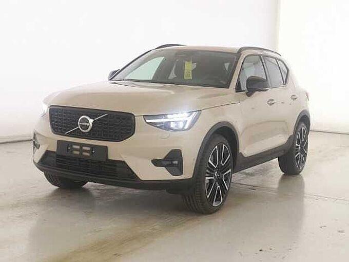 Volvo XC40 Ultra Dark B4 21''LM Pano Leder Memory Sitze DAB HarmanKardon