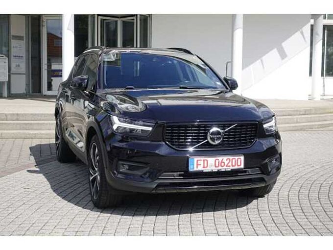 Volvo XC 40 R Design Recharge Plug-In Hybrid 2WD T5 Twi