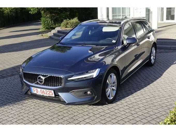 Volvo V60 Momentum D3 EU6d-T /Lichtpaket / Winterpaket