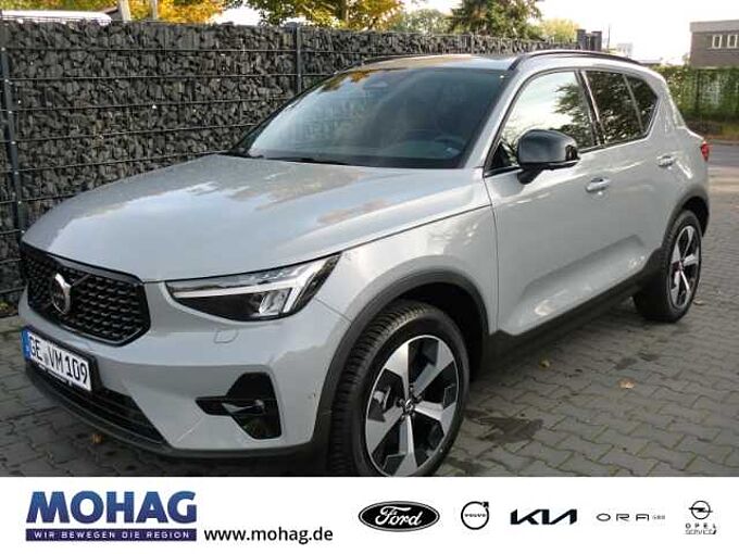 Volvo XC40 2WD B3 EU6d Plus Dark digitales Cockpit Memory Sitze Soundsystem HarmanKard 2WD B3 EU6d Plus Dark digitales Cockpit Memory Sitze Soundsystem HarmanKardon LE