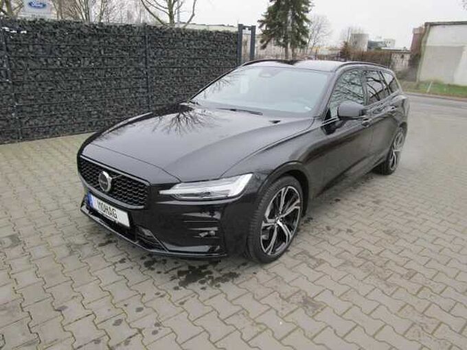 Volvo V60 Kombi B4 Benzin EU6d Plus Dark Leder digitales Cockpit Memory Sitze Soundsys Kombi B4 Benzin EU6d Plus Dark Leder digitales Cockpit Memory Sitze Soundsystem