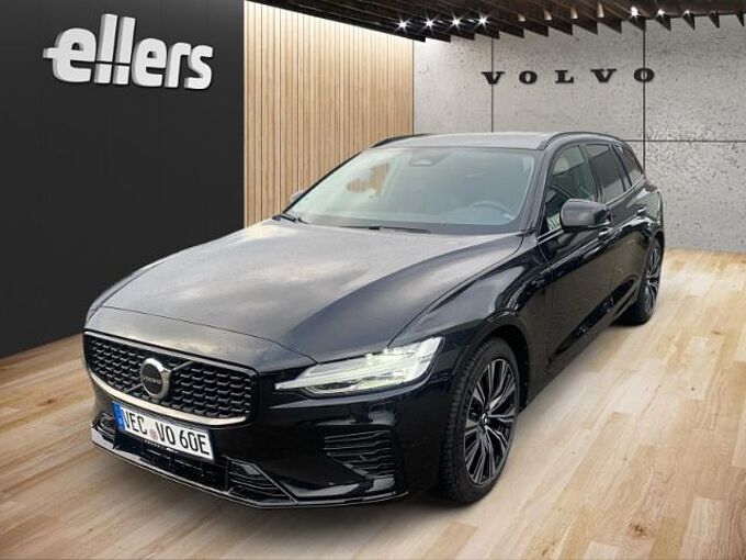Volvo V60 T6 AWD Plus Dark Licht Paket Fahrerassistenz