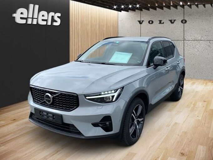 Volvo XC 40 B4 Plus Dark Pixel LED el. Sitze el. GSHD A