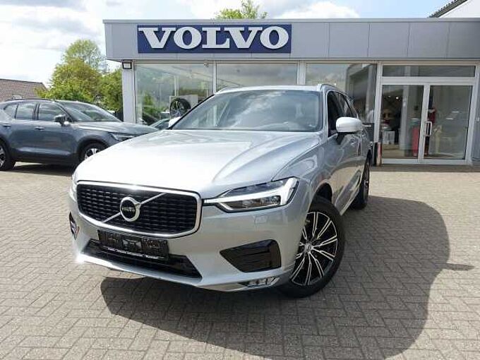 Volvo XC60 T6 AWD R-Design/AHK/Kamera/HeadUP/Pano