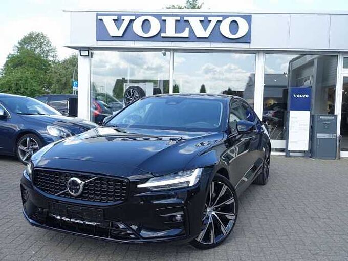 Volvo S60 B5 AWD Ultimate Dark/Pano/360°/H&K/BLIS
