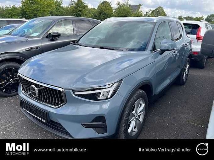 Volvo XC40 Plus Bright 2WD B3 EU6d digitales Cockpit Memory Sitze Soundsystem HarmanKa Plus Bright 2WD B3 EU6d digitales Cockpit Memory Sitze Soundsystem HarmanKardon