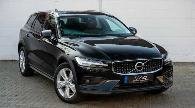 Volvo V60 Cross Country CC B5 Benzin AWD BLIS Kamera Pilot Assist