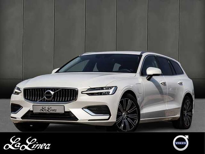 Volvo V60 T6 AWD Inscription Expression Recharge Plug-