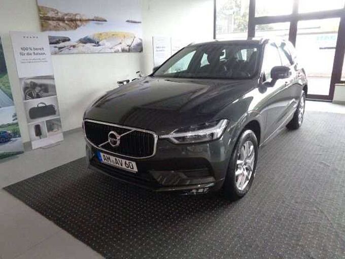 Volvo XC60 Momentum Pro AWD*STANDHEIZUNG*BLIS*RADAR