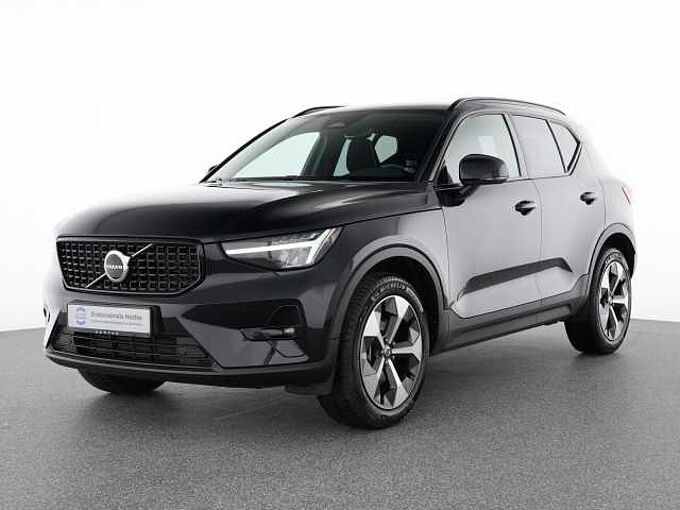 Volvo XC40 B4 Benzin Plus Dark 19'+FRONTSCHEIBENHEIZUN