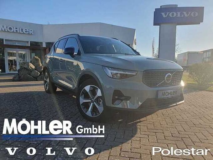Volvo XC40 B3 B DKG Plus Dark Pano, ACC, BLIS