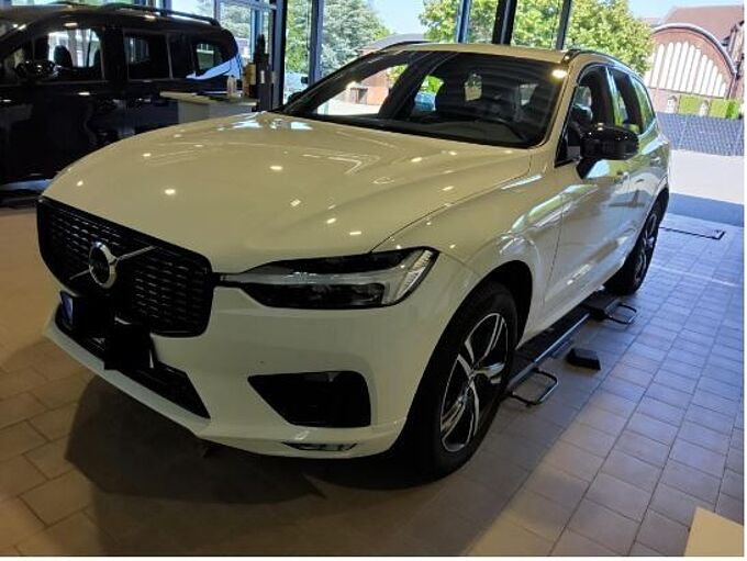 Volvo XC60 B4 R-Design/Navi/LED/Pano/Kamera/CarPlay