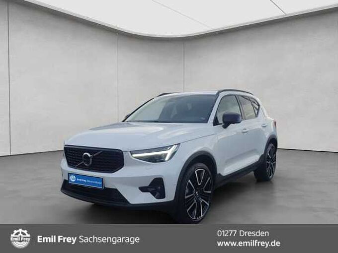 Volvo XC40 B4 B DKG Ultimate Dark 360° Pixel LED Standhzg B4 B DKG  360° Pixel LED Standhzg